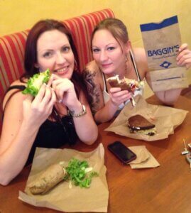 Ladies lunchin' at Baggin's